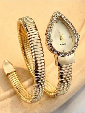 Serpent serpentine Gold Teardrop Crystal-Trim Wrap Bracelet Watch